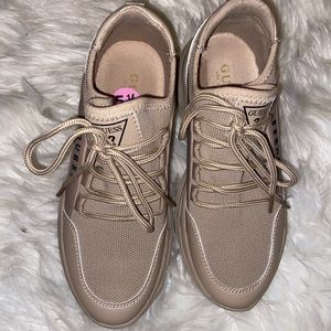 Guess Tennis Shoes Brand New Without Tag